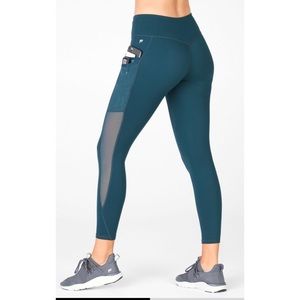 trinity mid-rise leggings